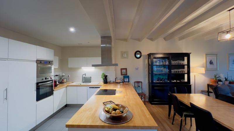 Maison - 176 m² - 6 pièces