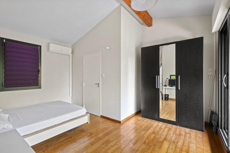 Maison - 187 m² - 5 pièces