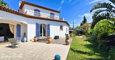 Villa - 147 m² - 4 pièces