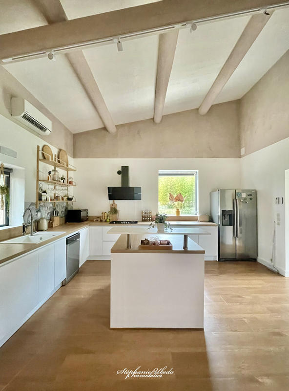 Maison - 136 m² - 3 pièces