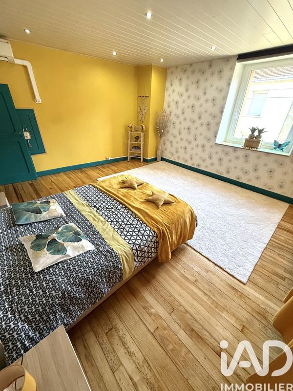 Maison - 224 m² - 8 pièces