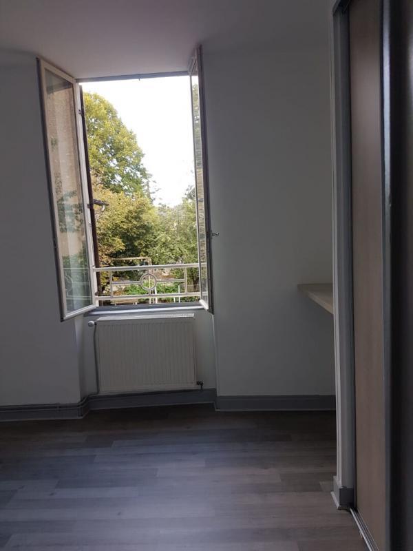 Immeuble - 275 m² - 16 pièces