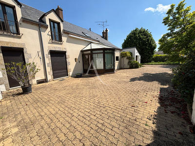 Maison - 165 m² - 5 pièces