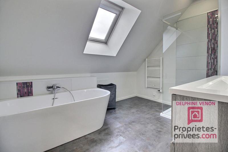Maison - 152 m² - 6 pièces