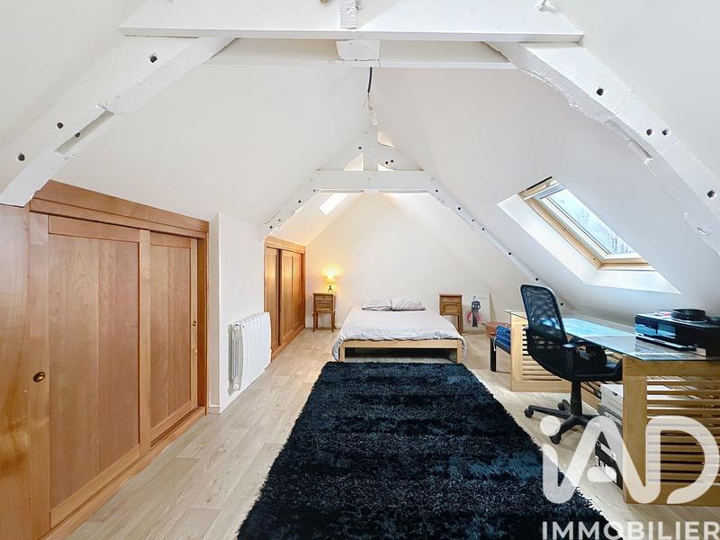 Maison - 183 m² - 7 pièces