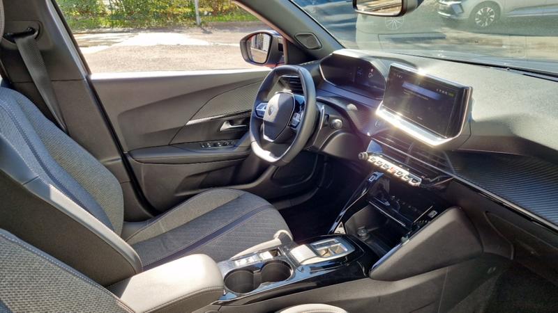 Peugeot 2008 Hybrid 136 E-Dcs6 Allure