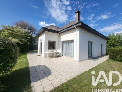 Maison - 192 m² - 8 pièces