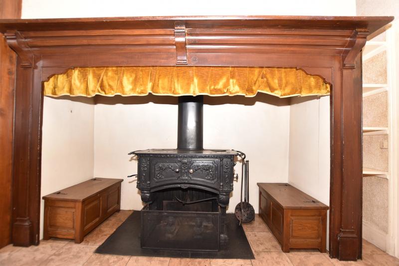 Maison - 218 m² - 12 pièces