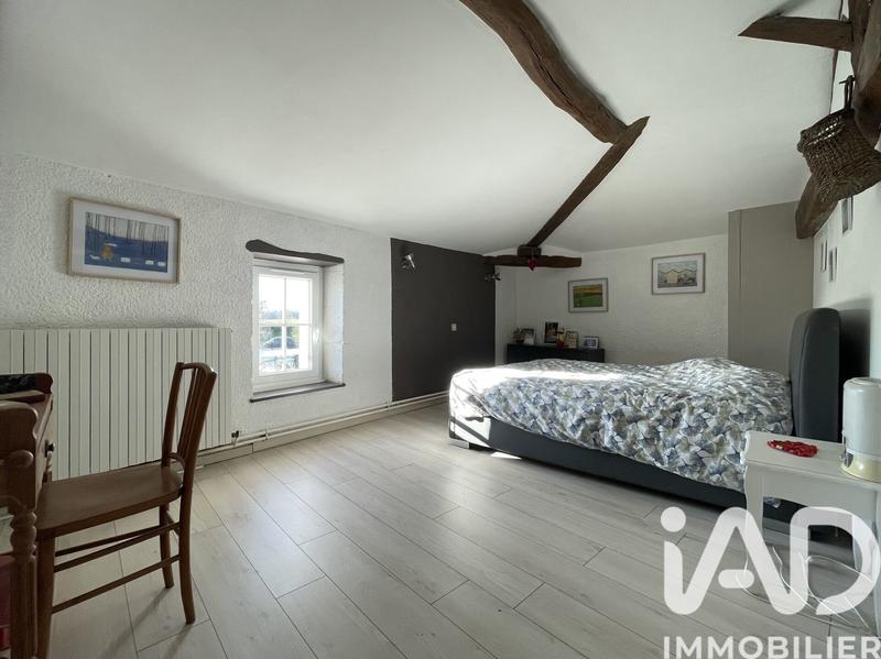 Maison - 185 m² - 6 pièces
