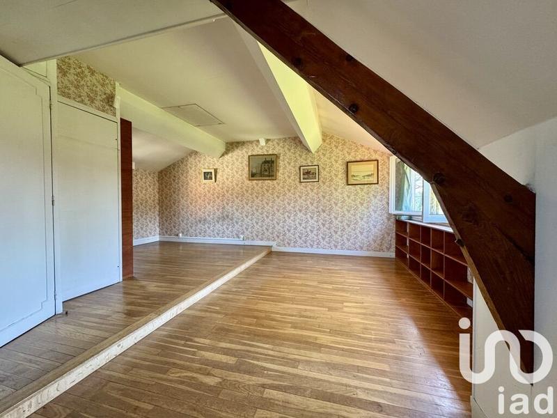 Maison - 195 m² - 7 pièces