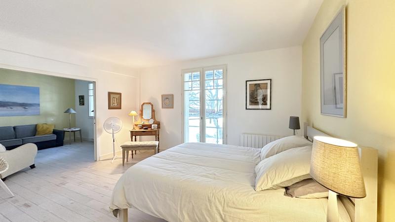 Appartement sur toit - 200 m² - 7 pièces