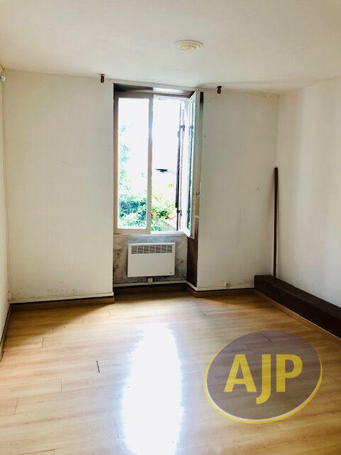 Immeuble - 8 pièces