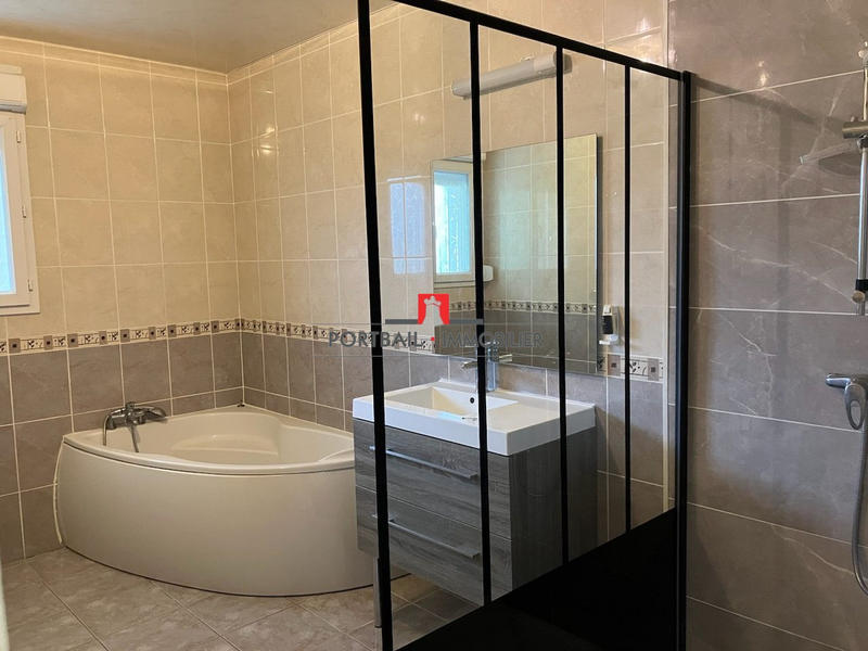 Maison contemporaine - 100 m² - 4 pièces