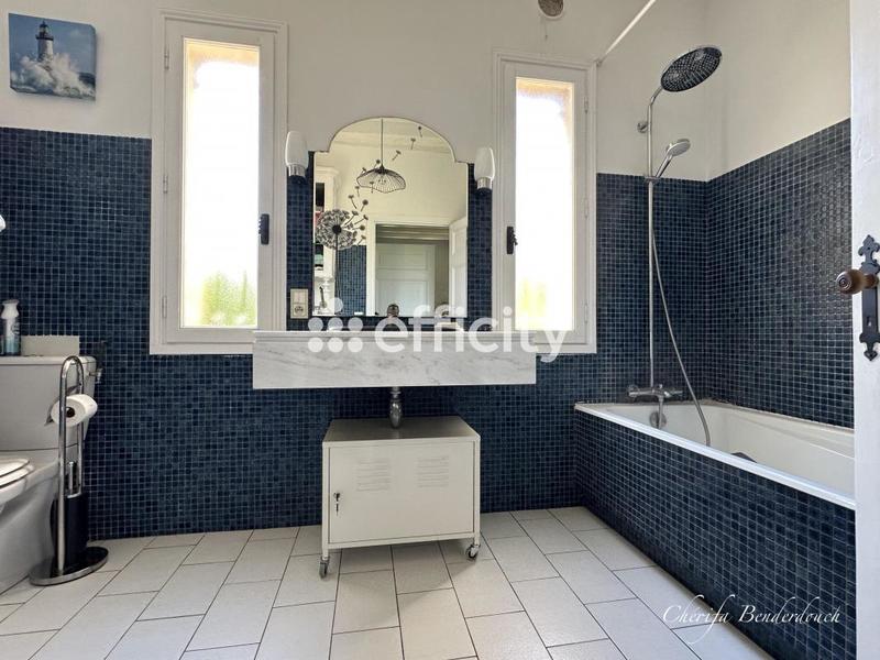 Maison bourgeoise - 180 m² - 6 pièces