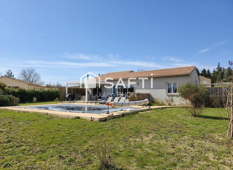 Maison - 100 m² - 5 pièces