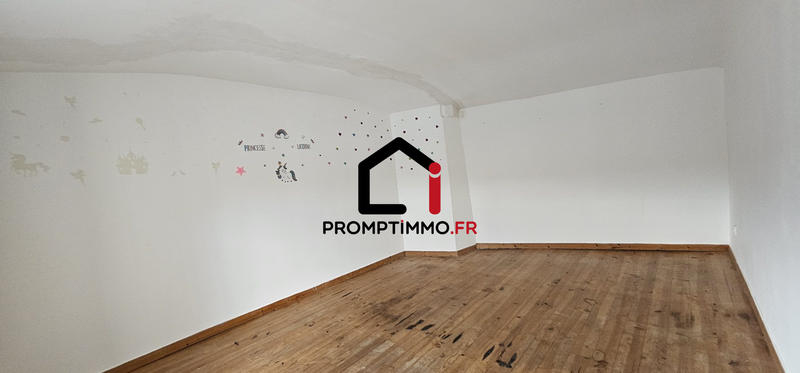 Maison - 101 m² - 5 pièces