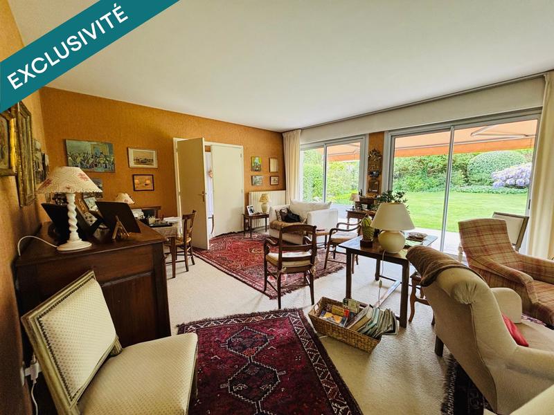 Maison - 248 m² - 7 pièces