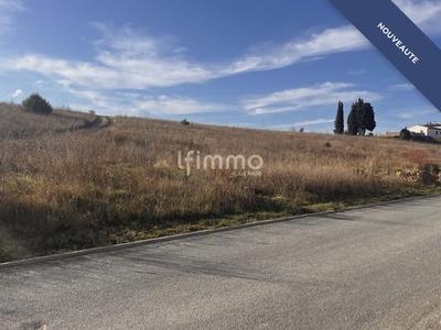 Terrain constructible - 8 823 m²