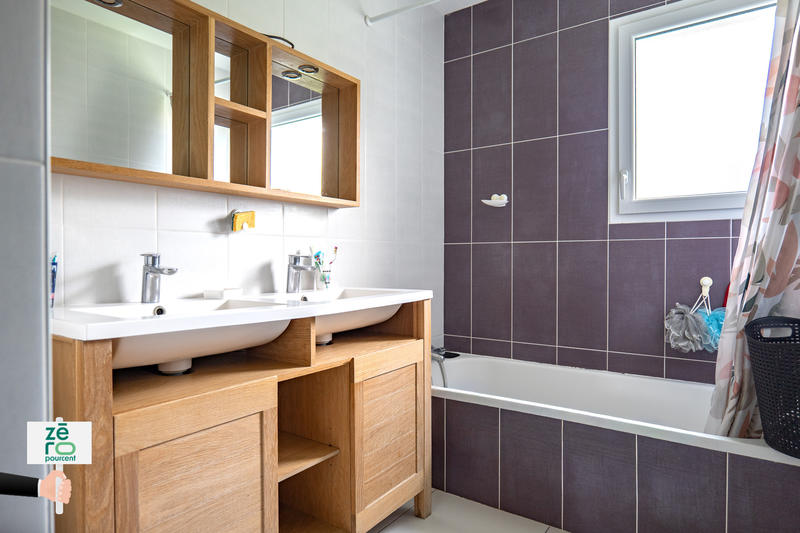 Maison - 104 m² - 5 pièces