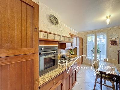 Maison - 98 m² - 4 pièces