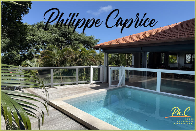 Maison - 366 m² - 8 pièces