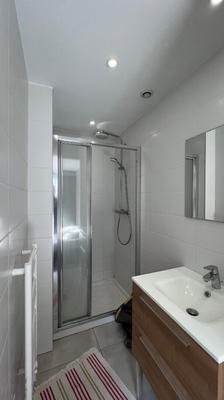 Appartement - 90 m² - 3 pièces