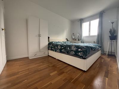 Maison - 84 m² - 5 pièces