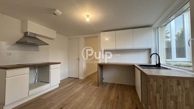 Immeuble - 146 m² - 6 pièces