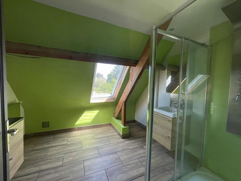 Maison - 240 m² - 8 pièces