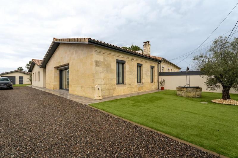 Maison - 146 m² - 6 pièces