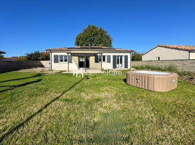 Maison - 100 m² - 4 pièces