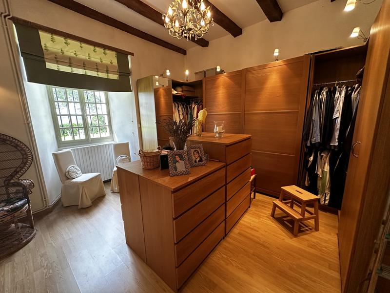 Maison ancienne - 380 m² - 11 pièces