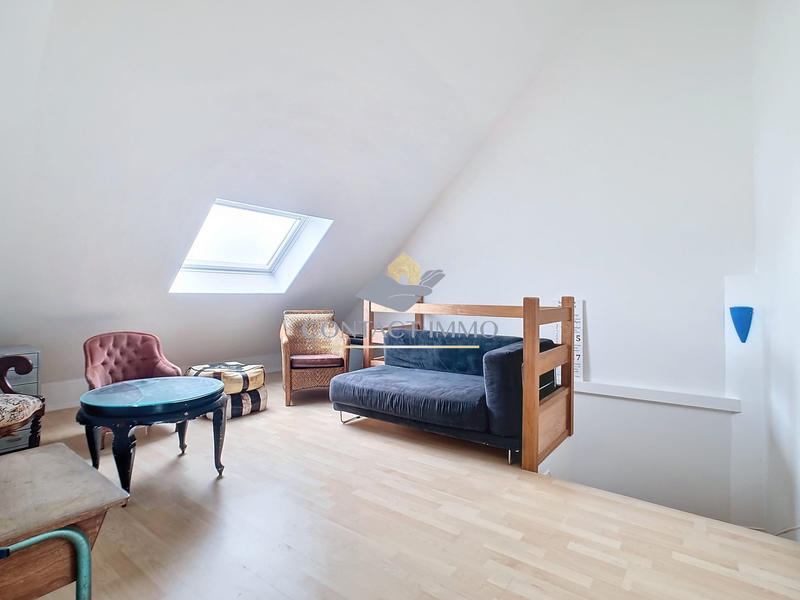 Maison - 166 m² - 7 pièces