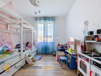 Maison - 90 m² - 5 pièces