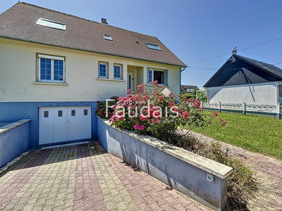 Maison - 107 m² - 6 pièces