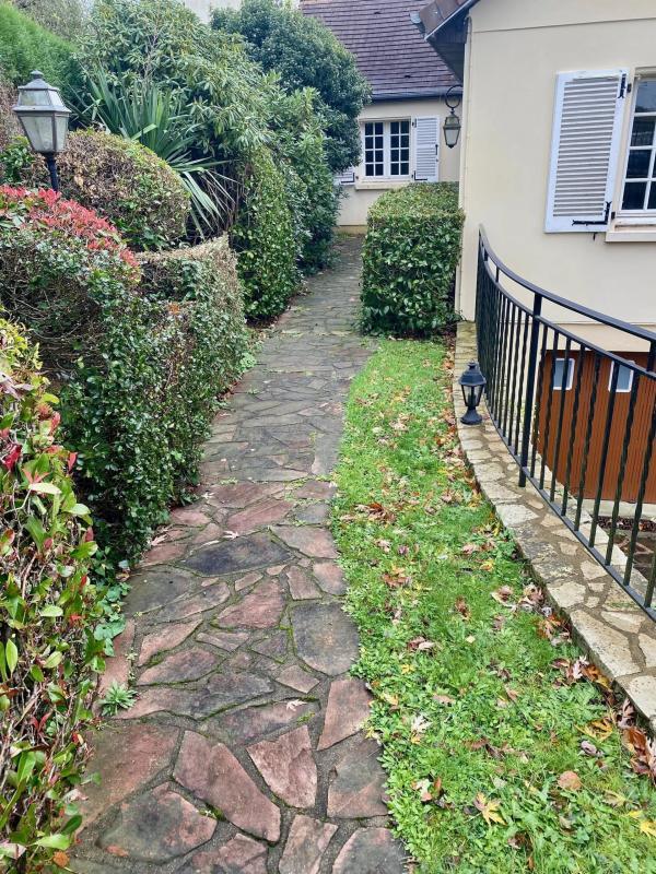 Maison - 136 m² - 6 pièces