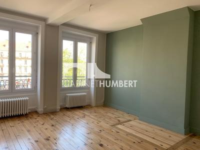 Appartement - 77 m² - 4 pièces