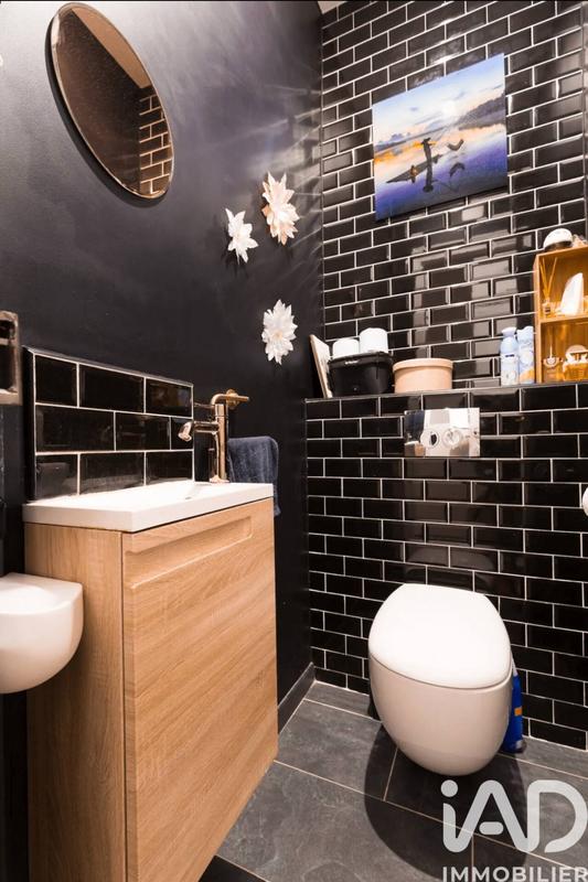 Appartement - 201 m² - 6 pièces