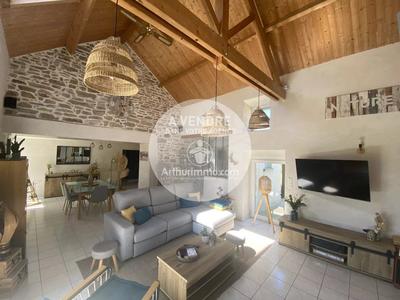 Maison - 160 m² - 8 pièces