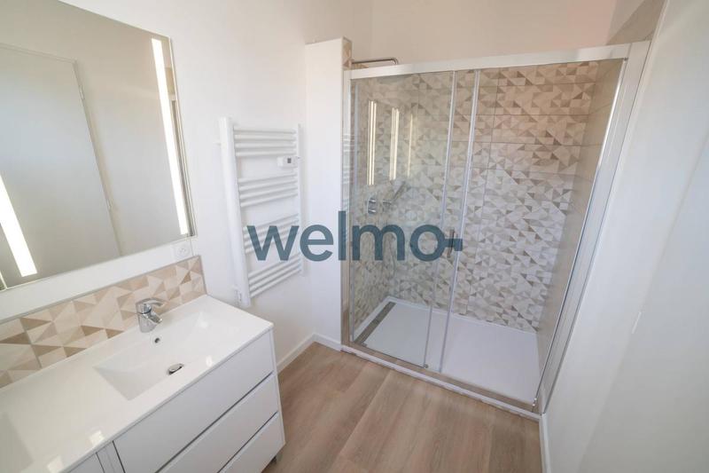 Appartement - 75 m² - 3 pièces