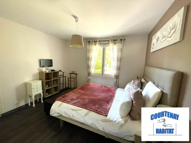 Maison - 177 m² - 9 pièces