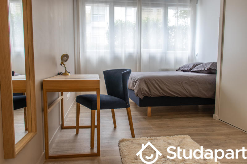 Chambre - 17 m² - 1 pièce