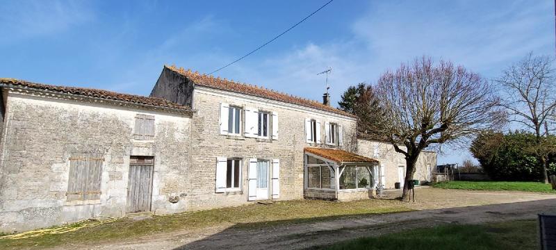 Maison - 200 m² - 8 pièces