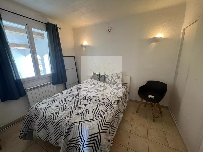 Maison - 92 m² - 5 pièces