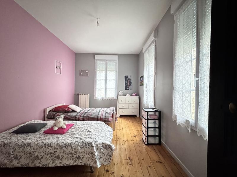 Maison - 157 m² - 7 pièces