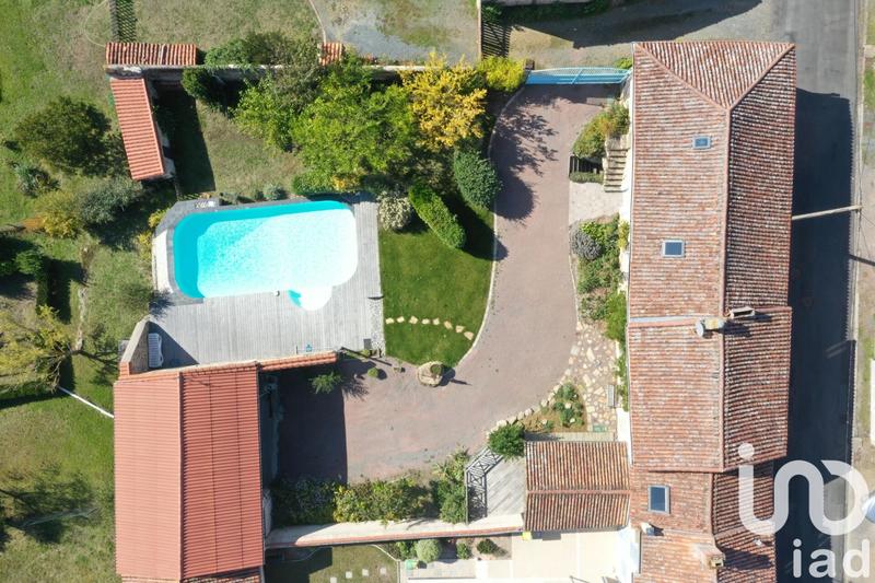 Maison - 224 m² - 5 pièces