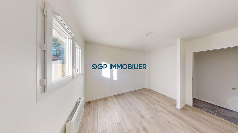 Maison - 98 m² - 4 pièces