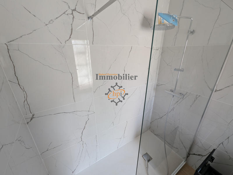 Maison - 85 m² - 3 pièces