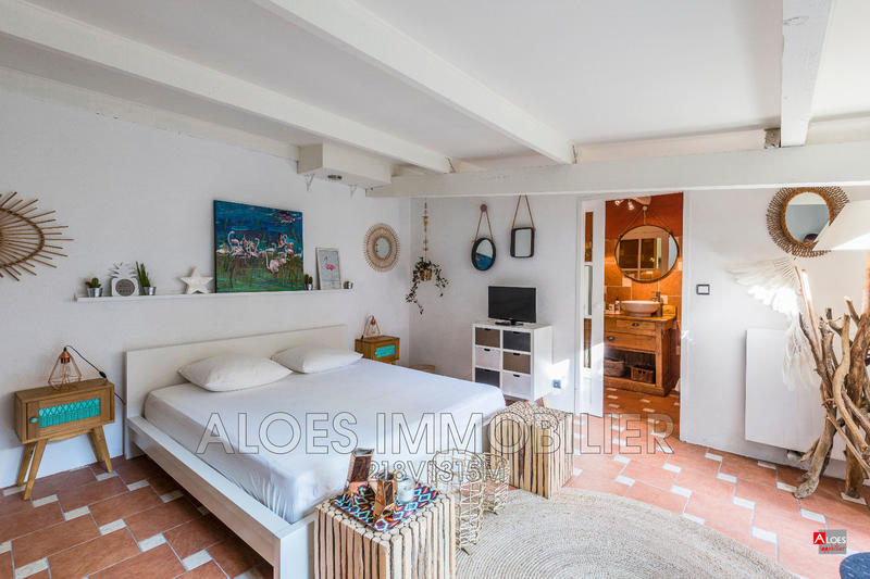 Maison - 200 m² - 4 pièces