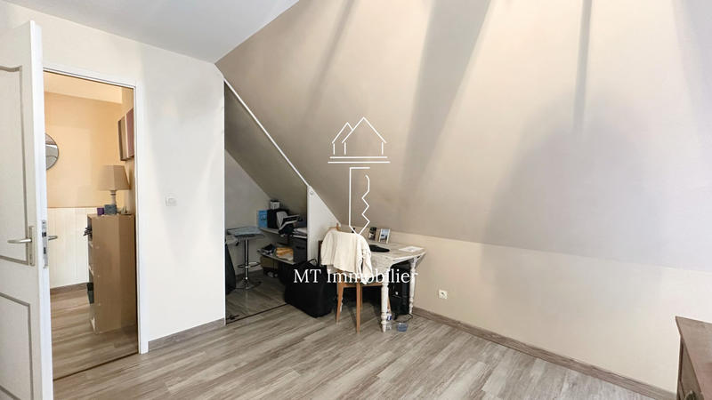 Maison - 104 m² - 5 pièces